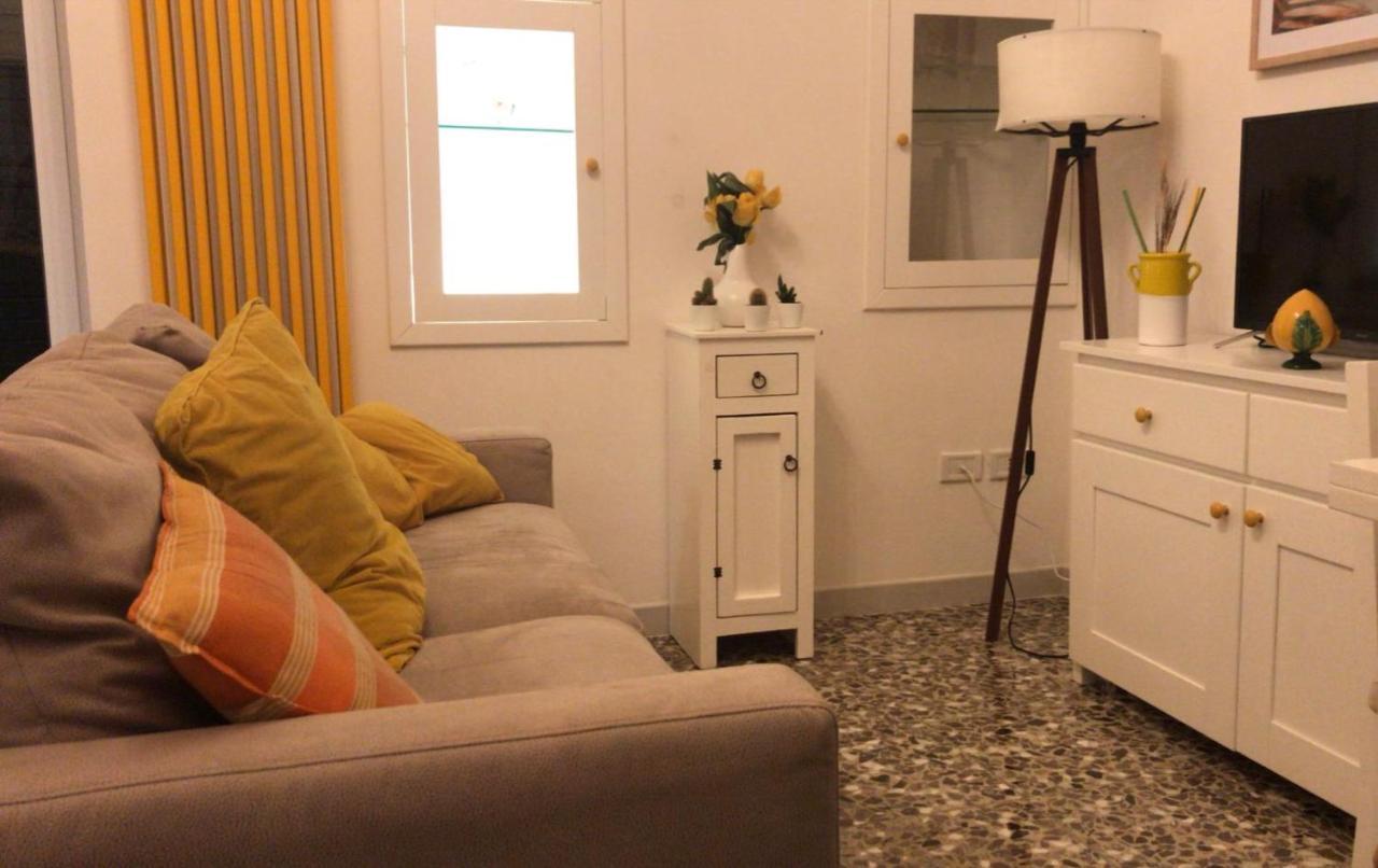 Edyta'S Apartment 奥斯图尼 外观 照片
