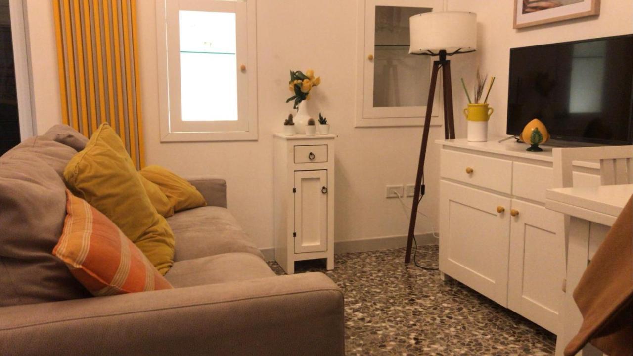 Edyta'S Apartment 奥斯图尼 外观 照片